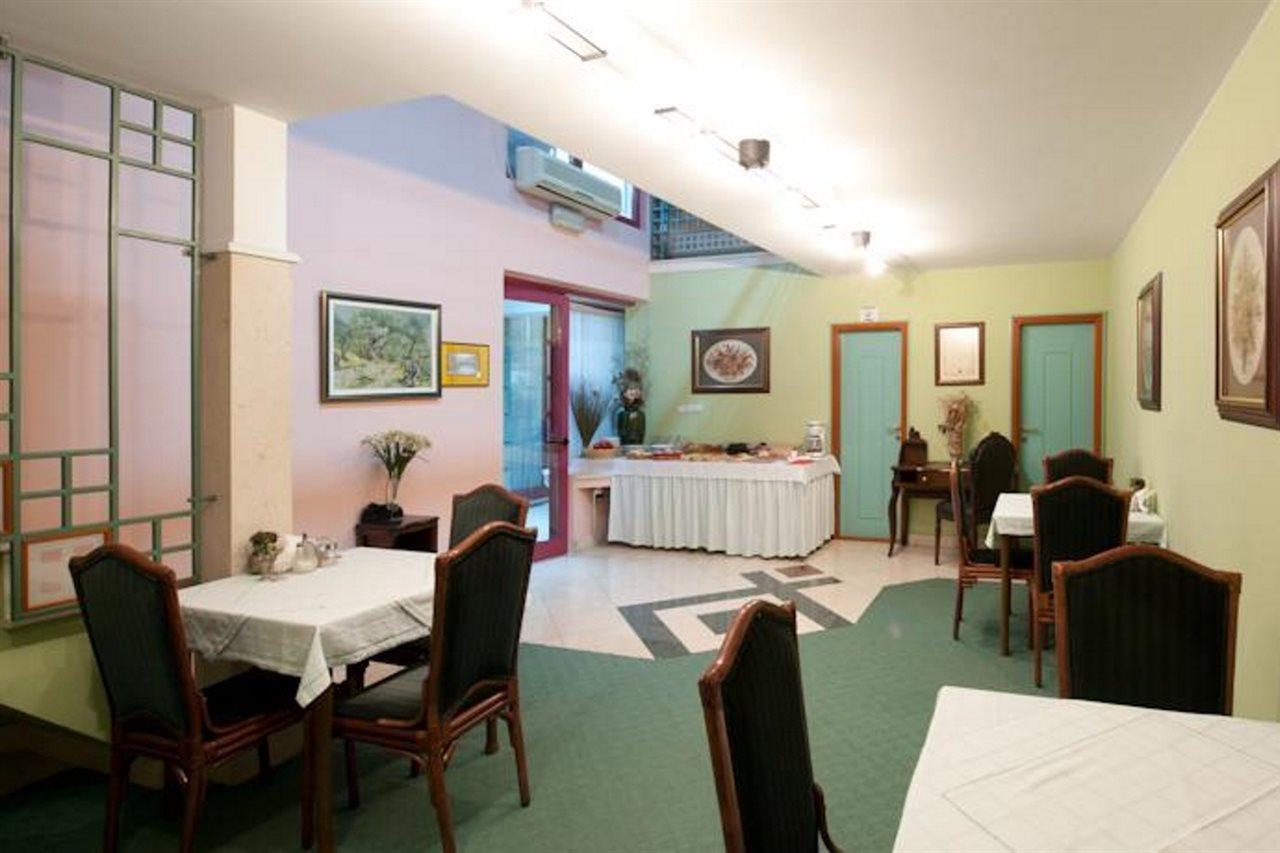 Hotel Eminent Podgorica Extérieur photo